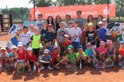 Mini-Midi-Kids Cup 2016 mit Bezirksmeisterschaften Kleinfeld: TC Bischweier zeigte sich einmal mehr von seiner besten Seite