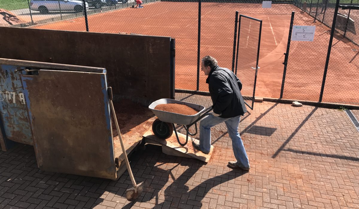 Arbeitseinsatz Platzanlage TC Bischweier 9