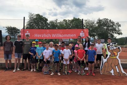 Kids Cup 2018 mit Bezirksmeisterschaften Kleinfeld beim TC Bischweier: TCB-Nachwuchs sicherte sich zahlreiche Podestplätze